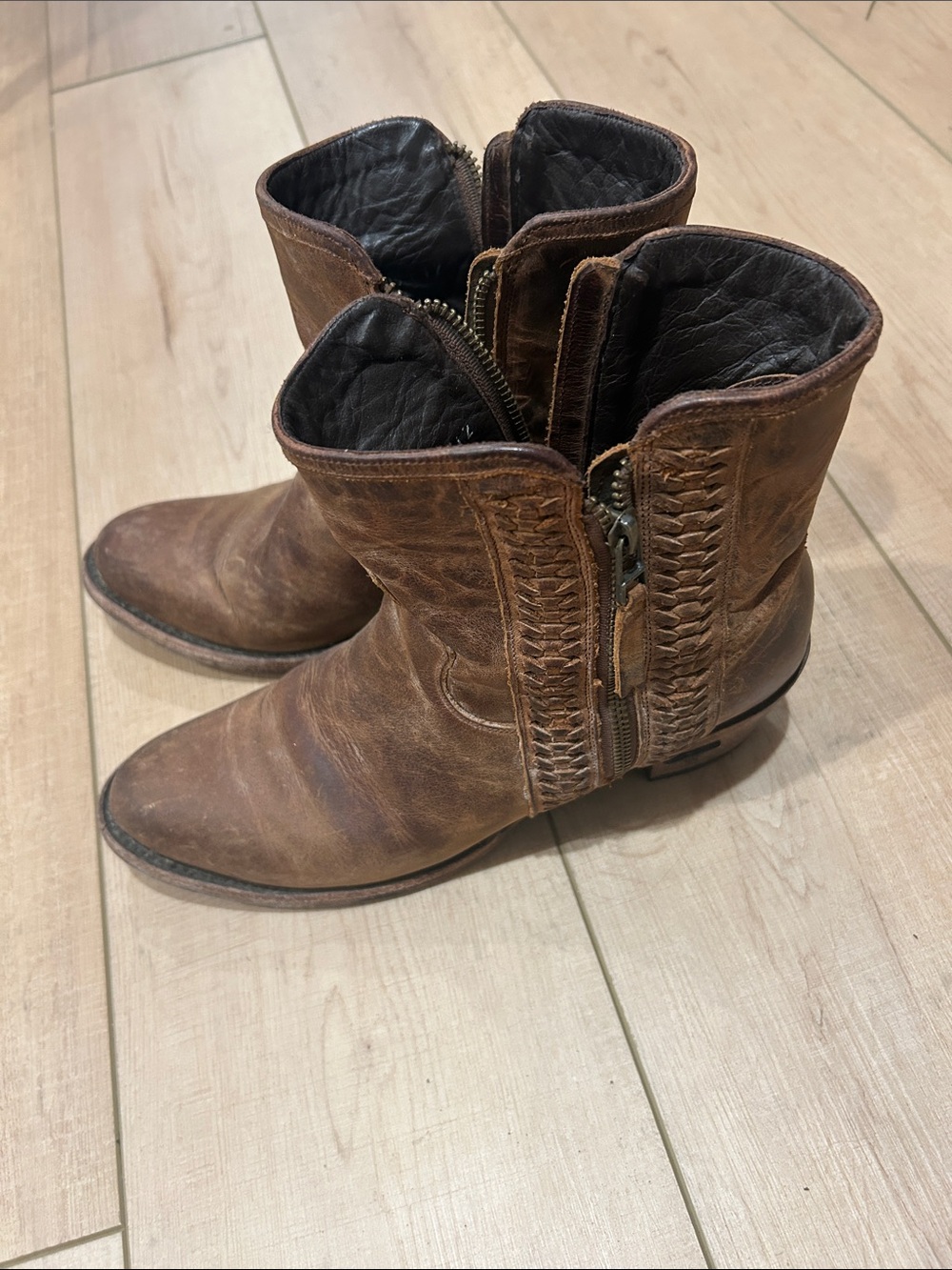 Lane boots women size 8.5